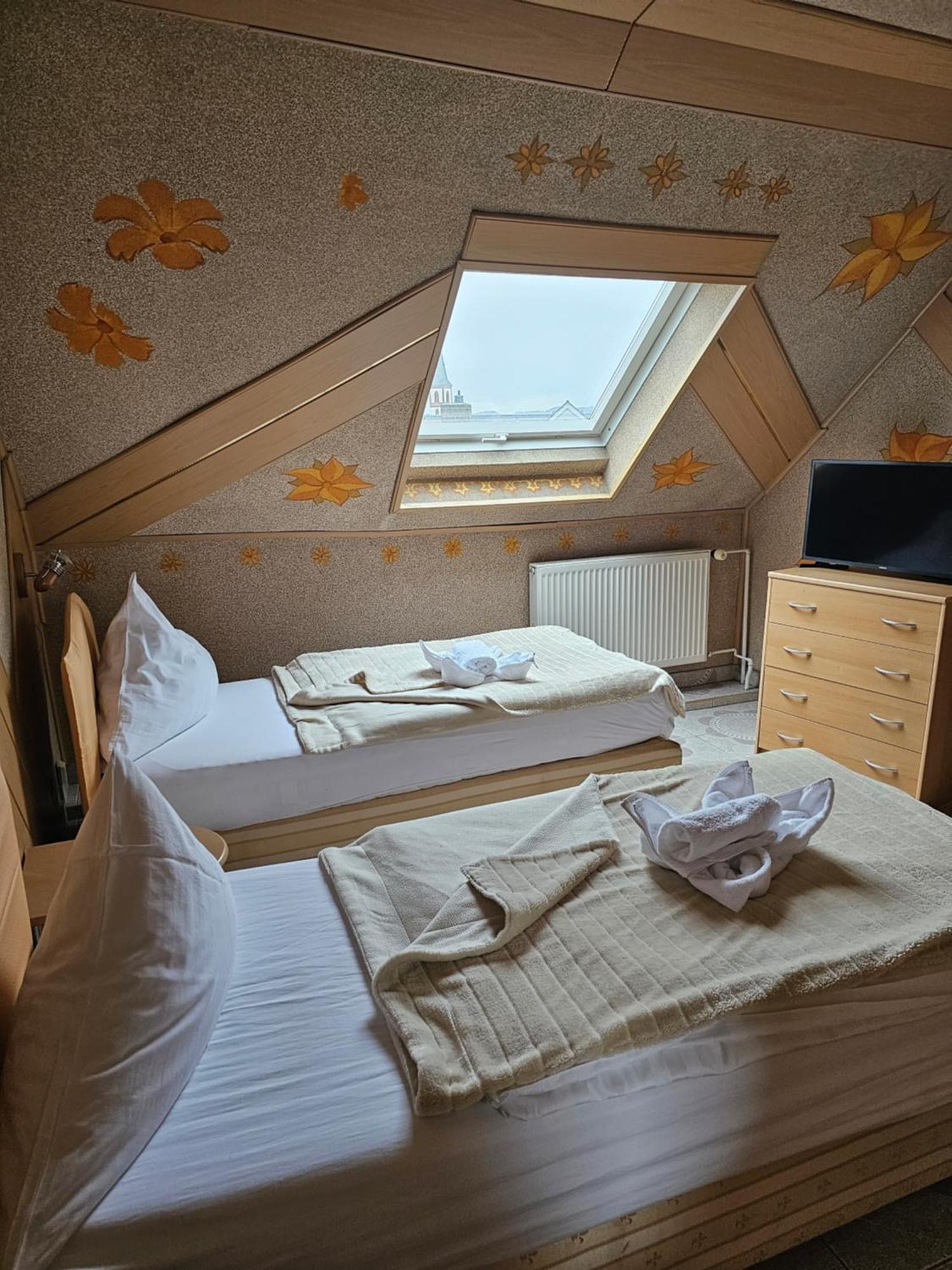 Hotel Tenne Viernheim Εξωτερικό φωτογραφία