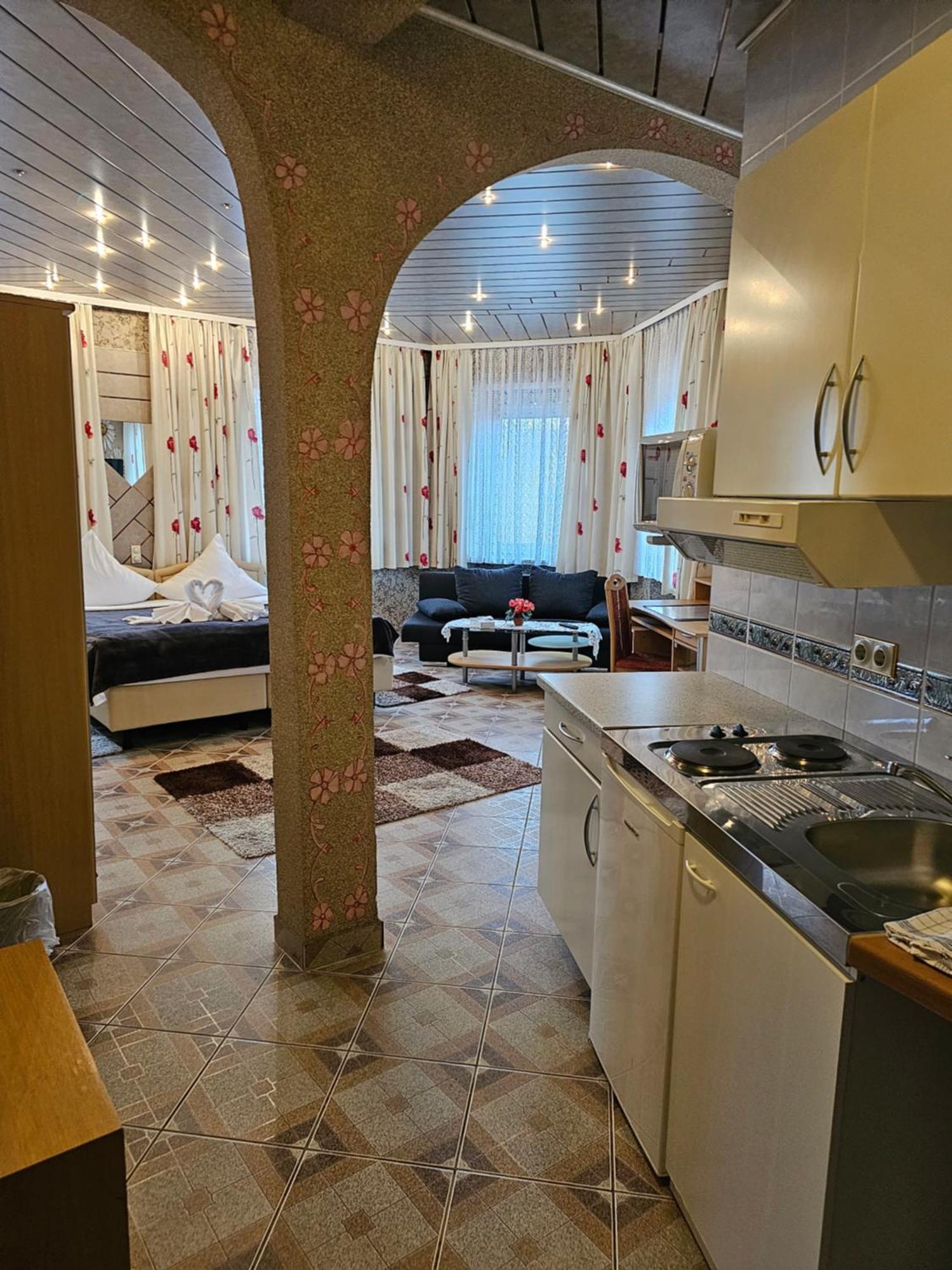 Hotel Tenne Viernheim Εξωτερικό φωτογραφία