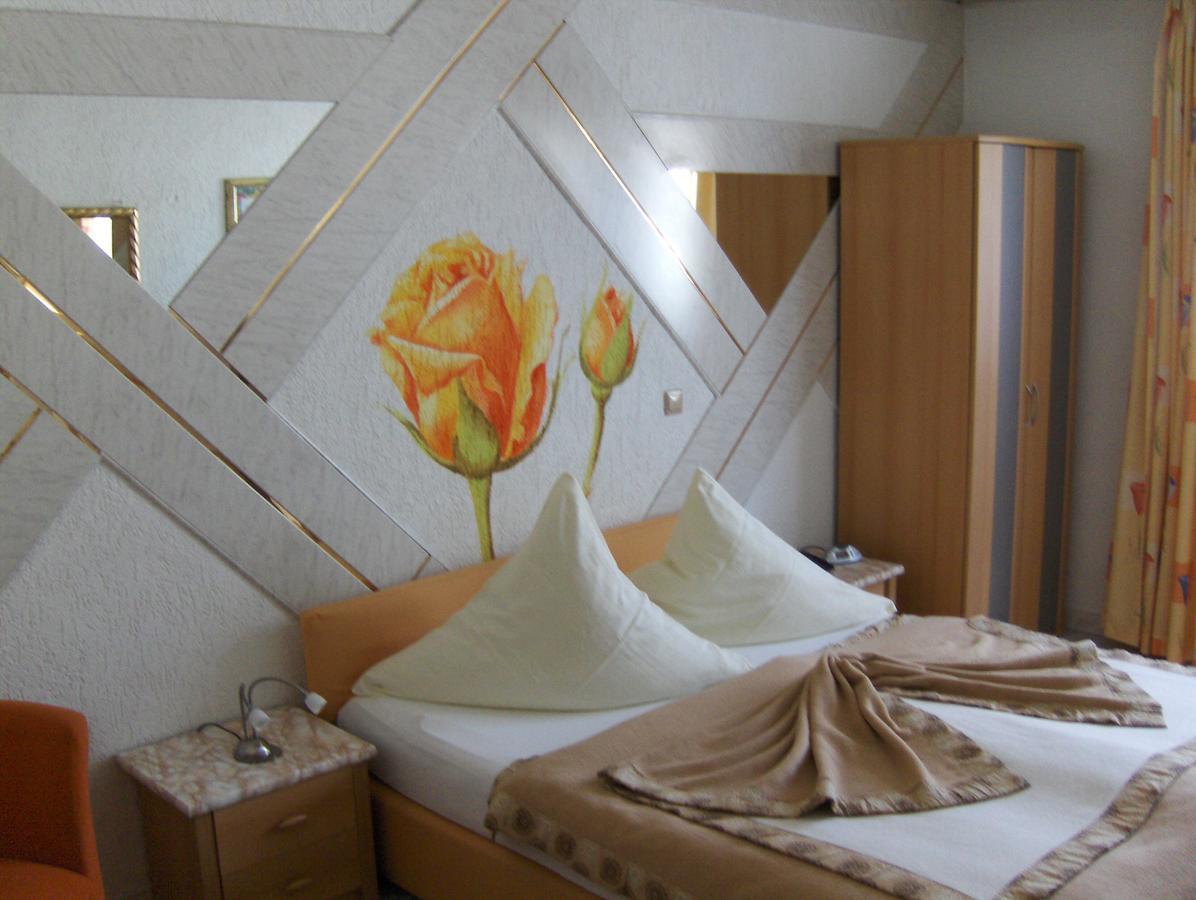 Hotel Tenne Viernheim Εξωτερικό φωτογραφία