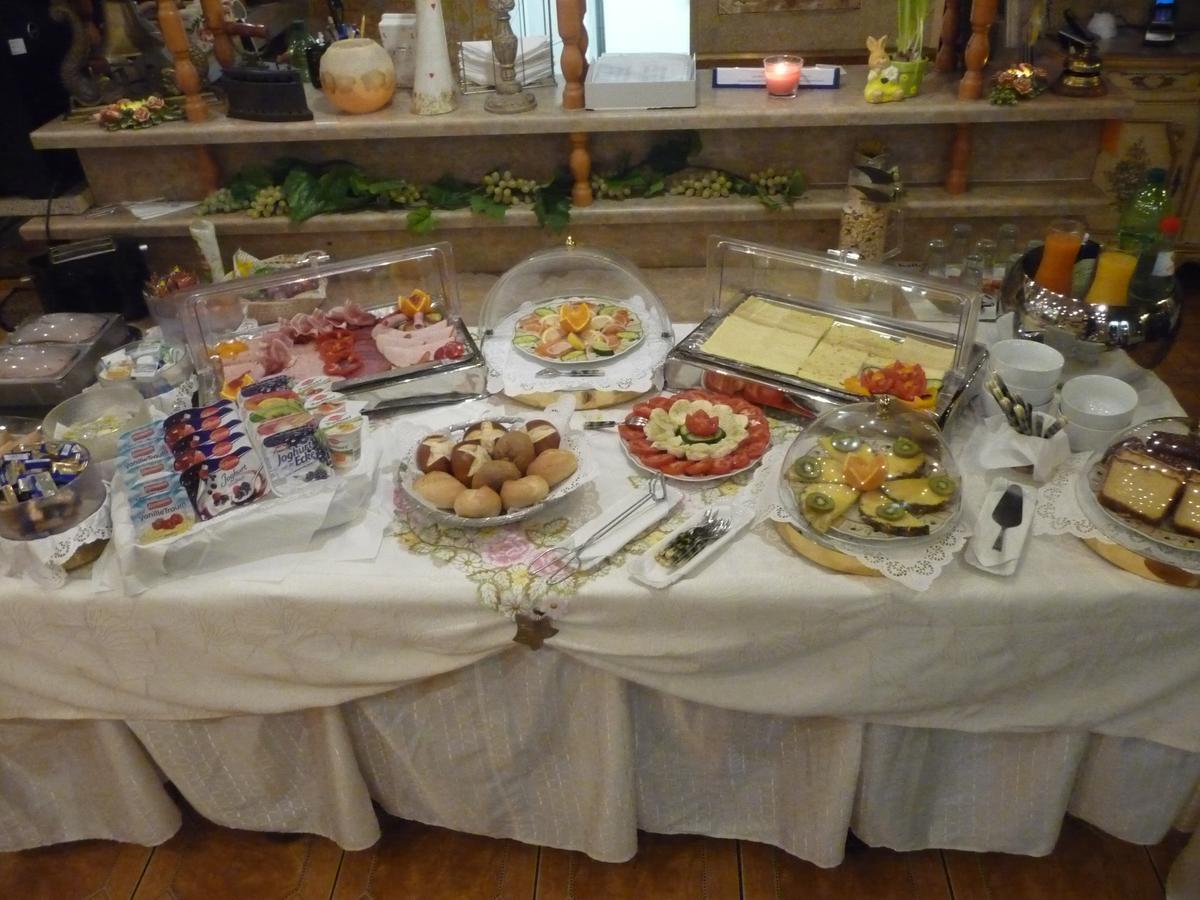 Hotel Tenne Viernheim Εξωτερικό φωτογραφία